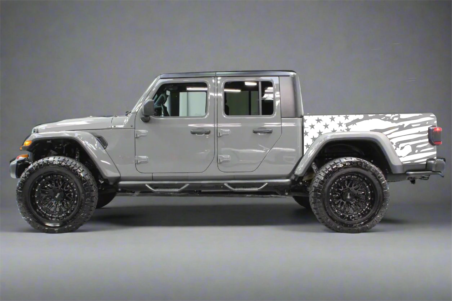 Distressed American Flag Jeep Gladiator Sides Decal