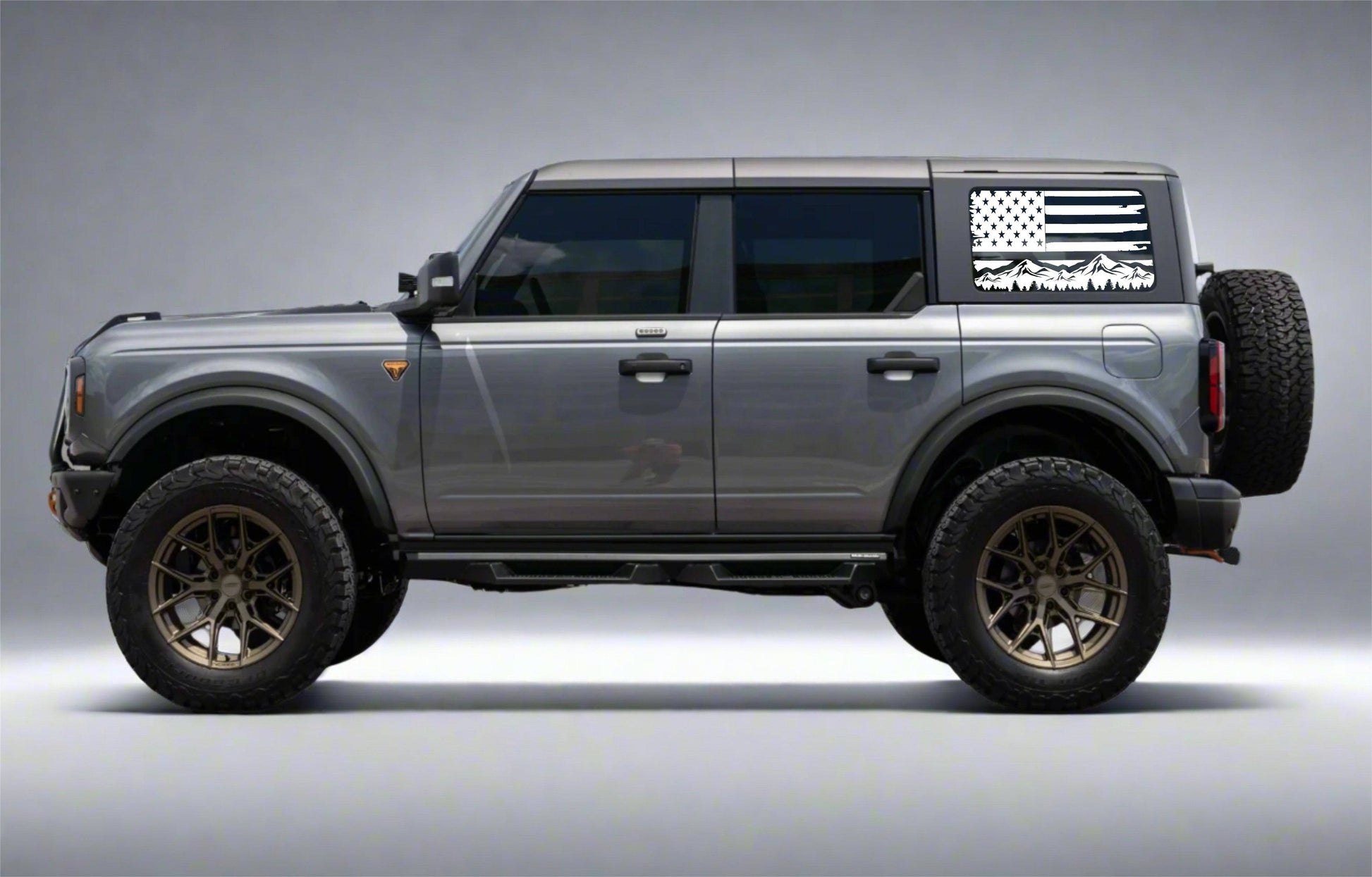 Mountain Silhouette American Flag Decal for Ford Bronco 4-Door