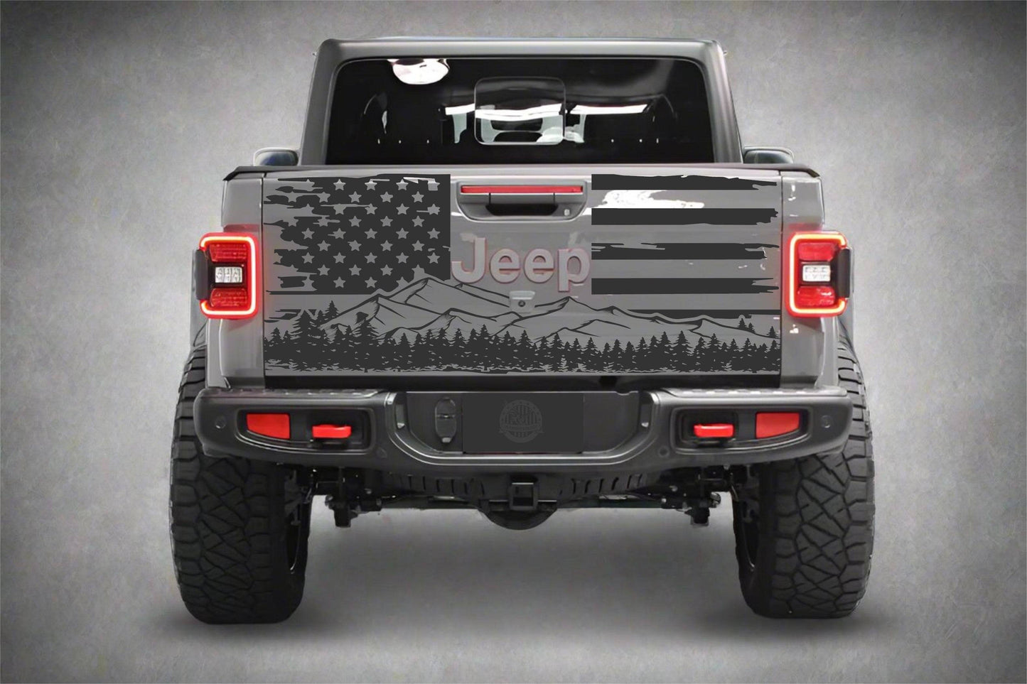 Mountain_Silhouette_American_Flag_Jeep_Gladiator_Decal