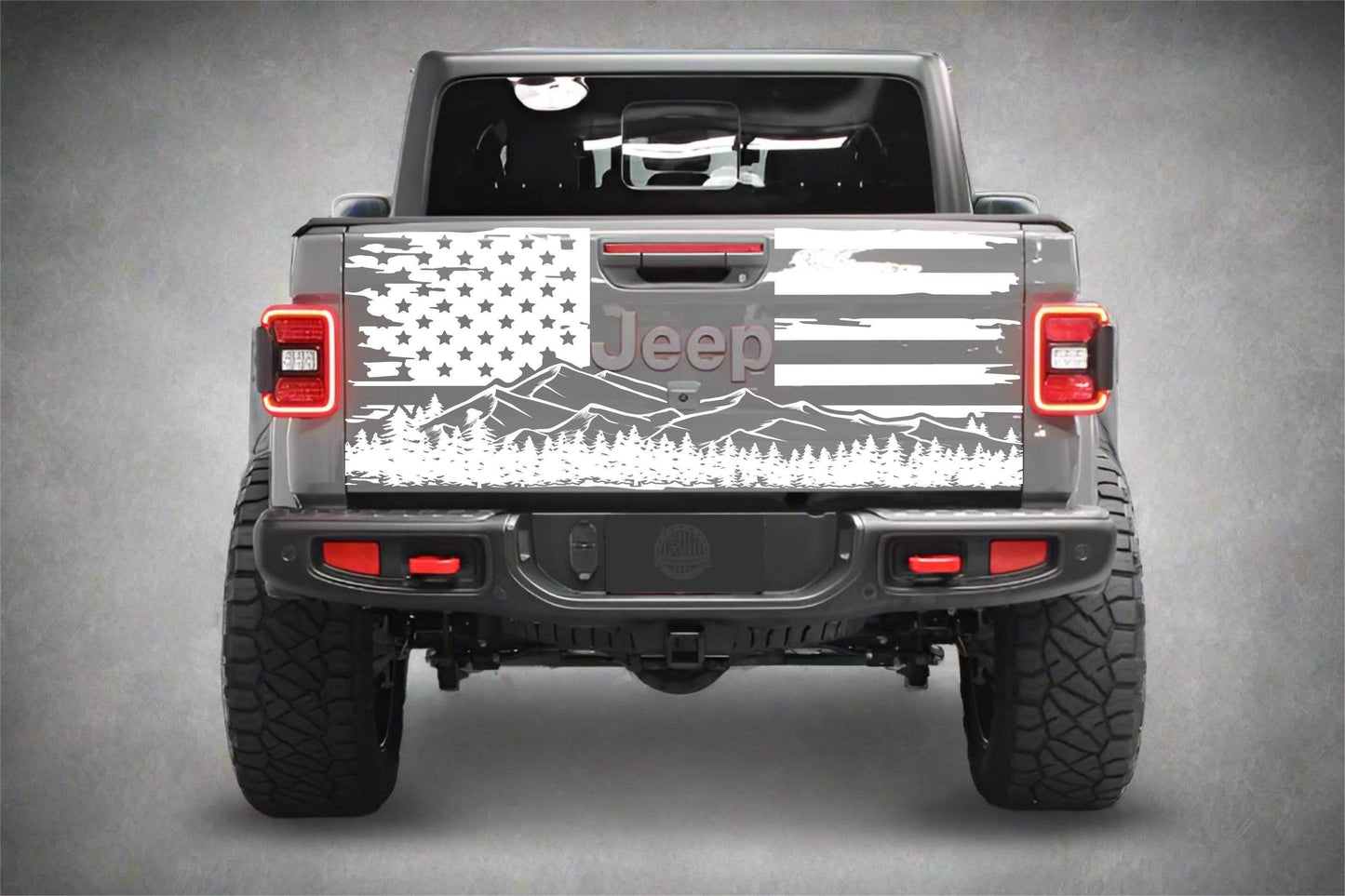 Mountain_Silhouette_American_Flag_Jeep_Gladiator_Decal