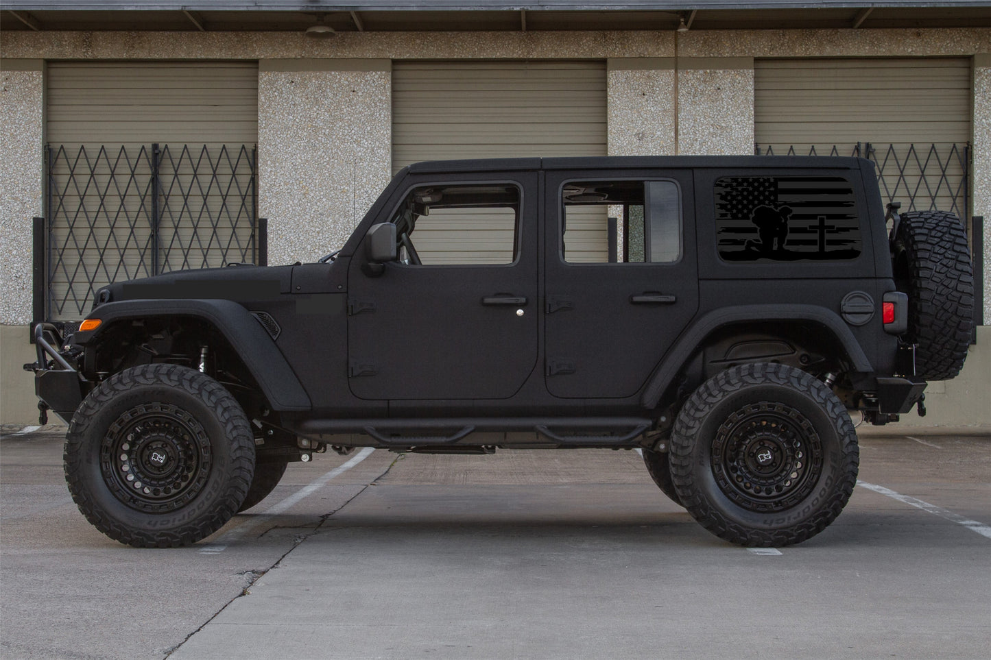 American Flag Kneeling Soldier Decals for Jeep Wrangler JL, JK (4-Door/2-Door) Rear Side Windows