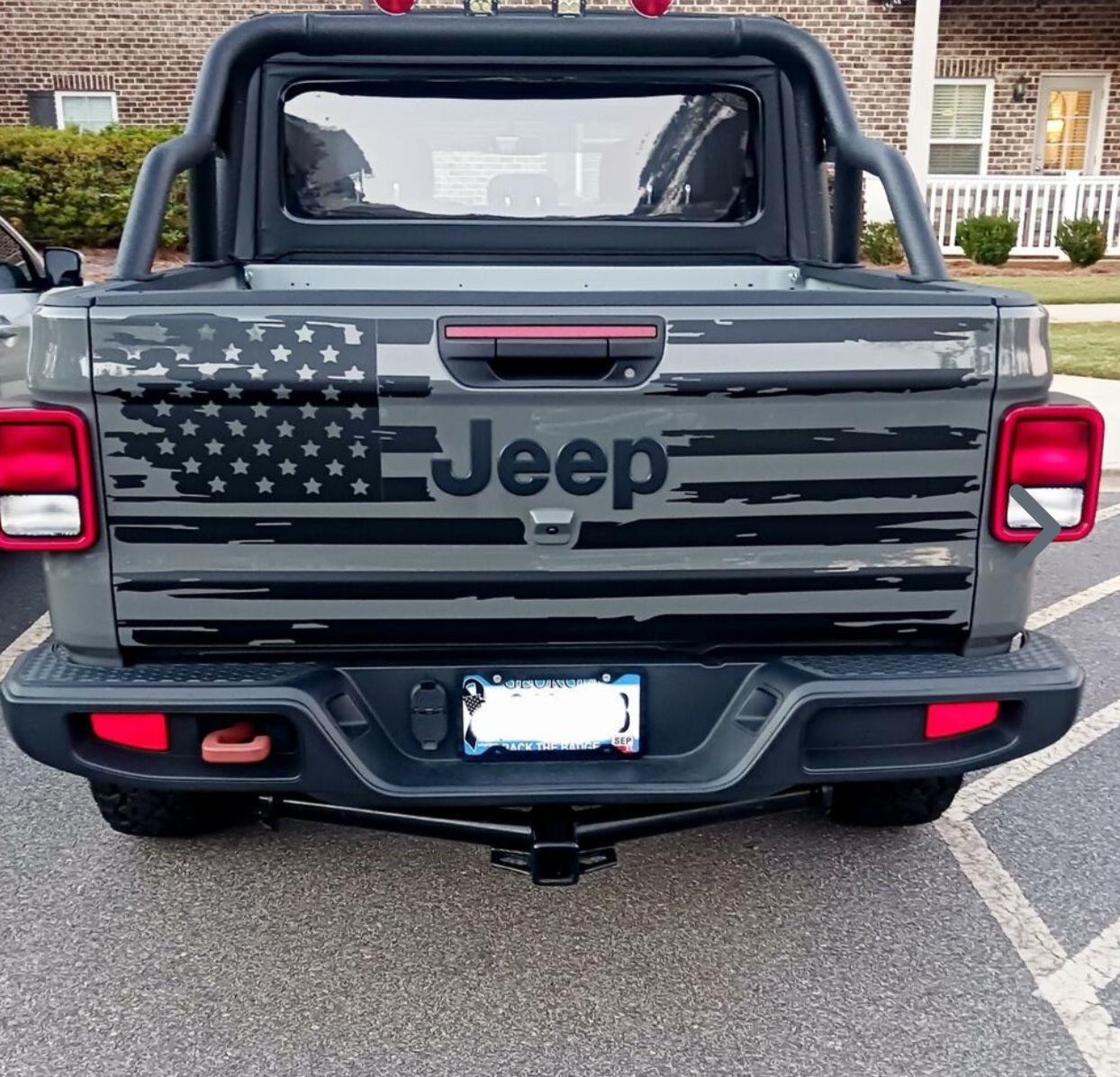 Distressed American flag Jeep Gladiator decal: Custom-fit distressed American flag decal for Jeep Gladiator